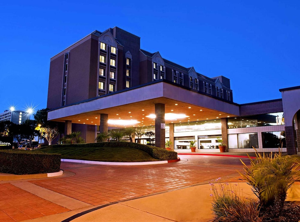 doubletree by hilton whittier los angeles