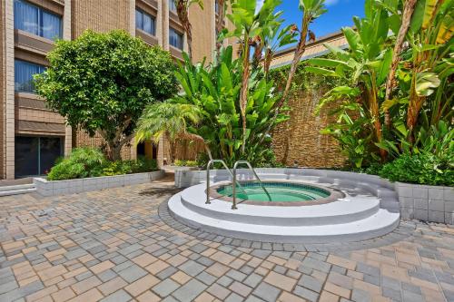 doubletree by hilton whittier los angeles
