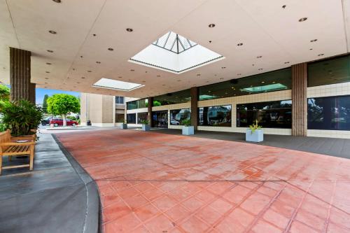 doubletree by hilton whittier los angeles