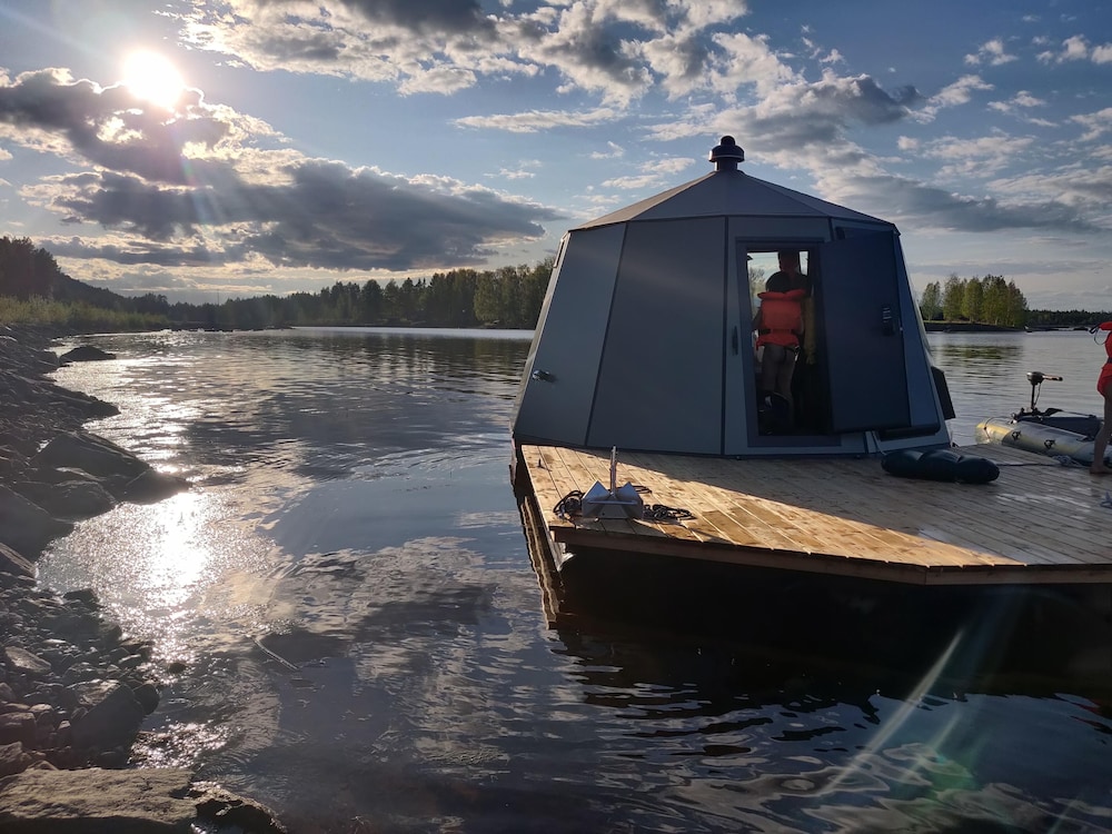 peace and quiet hotel