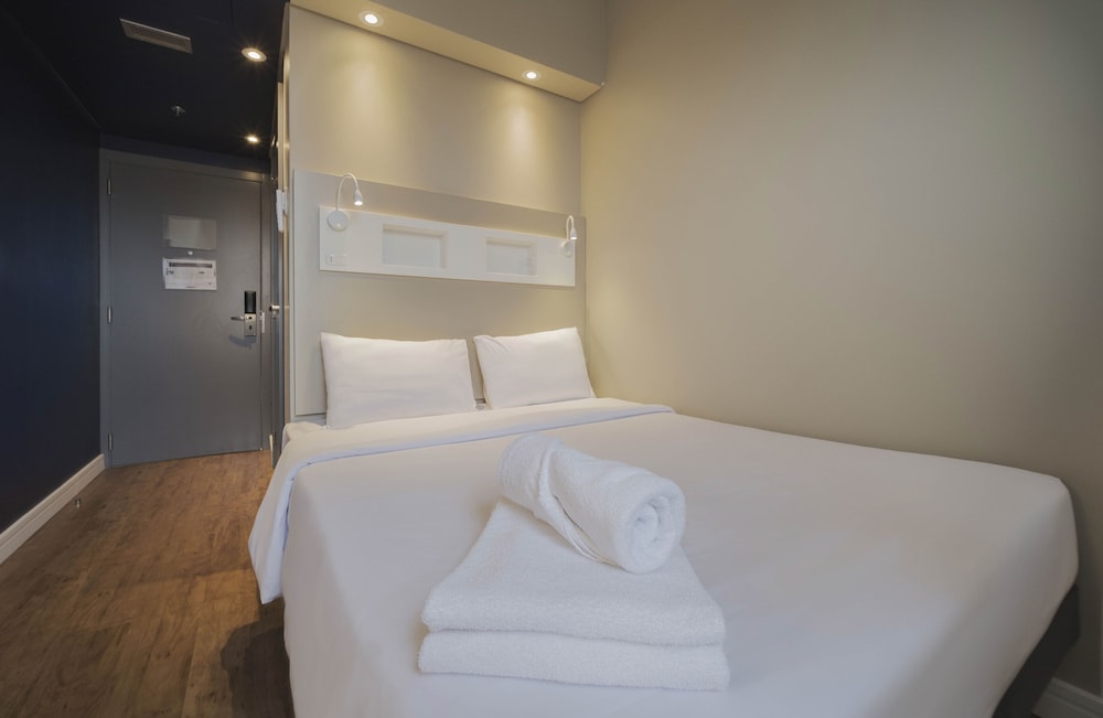 ibis budget farroupilha