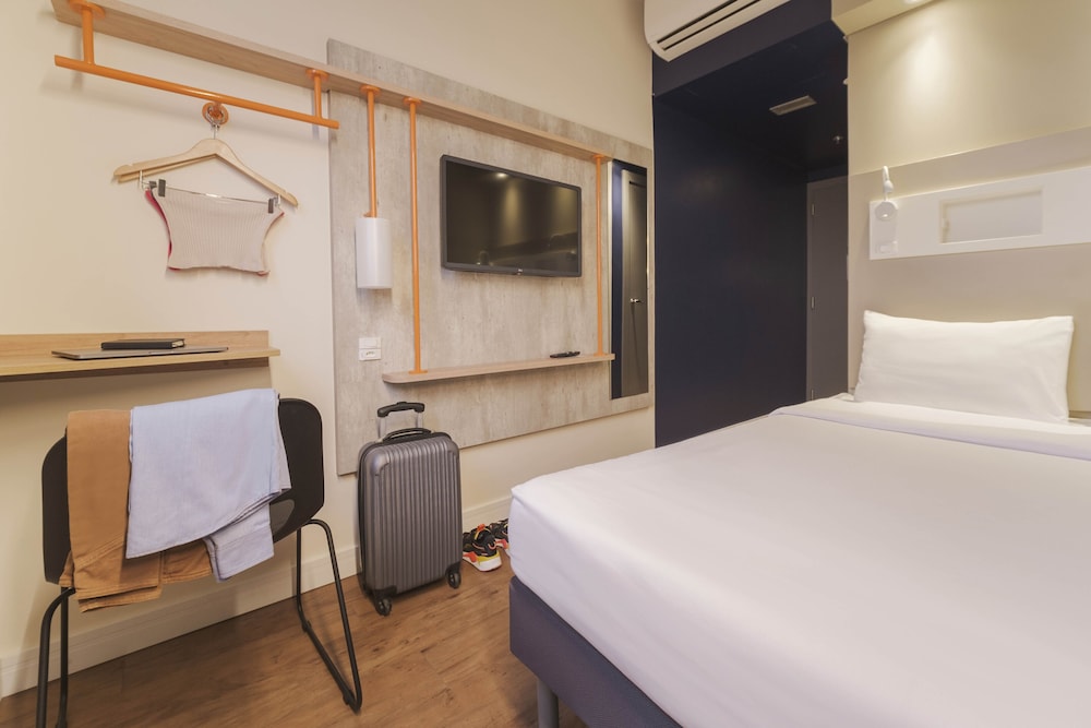 ibis budget farroupilha