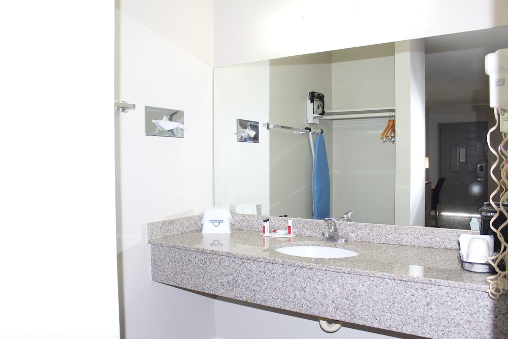 days inn by wyndham willcox