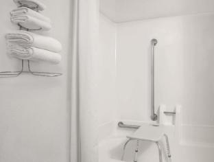 super 8 by wyndham willmar