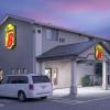 super 8 by wyndham willmar