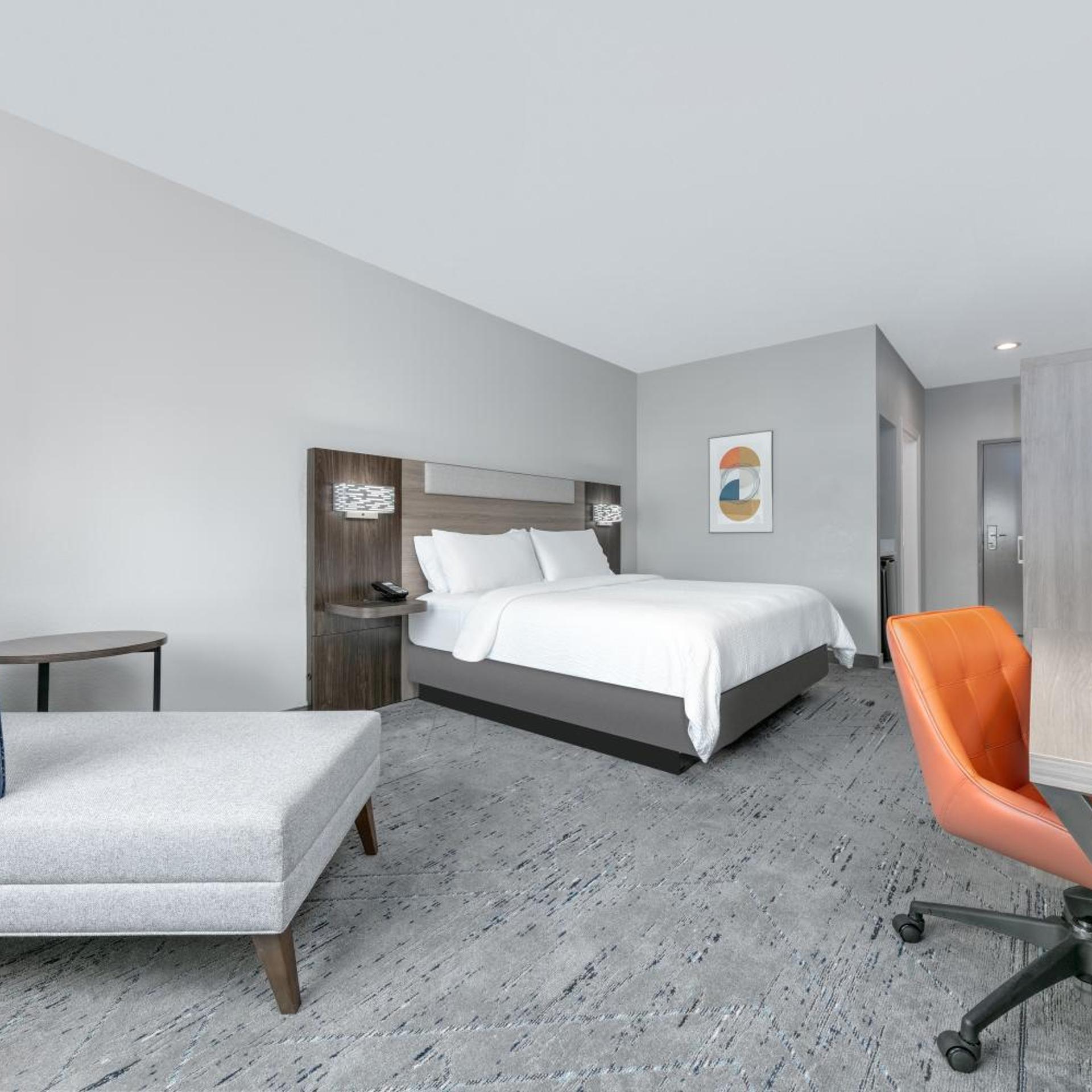 holiday inn express hotel and suites winnie by ihg