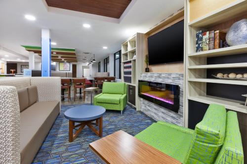 holiday inn express winnipeg airport polo park by ihg