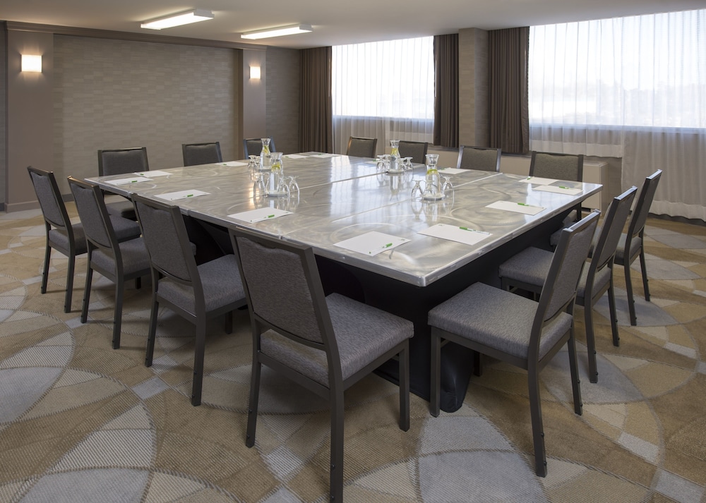 holiday inn winnipeg south by ihg