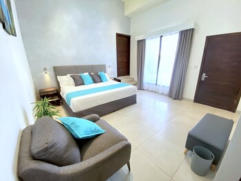 hotel naoz