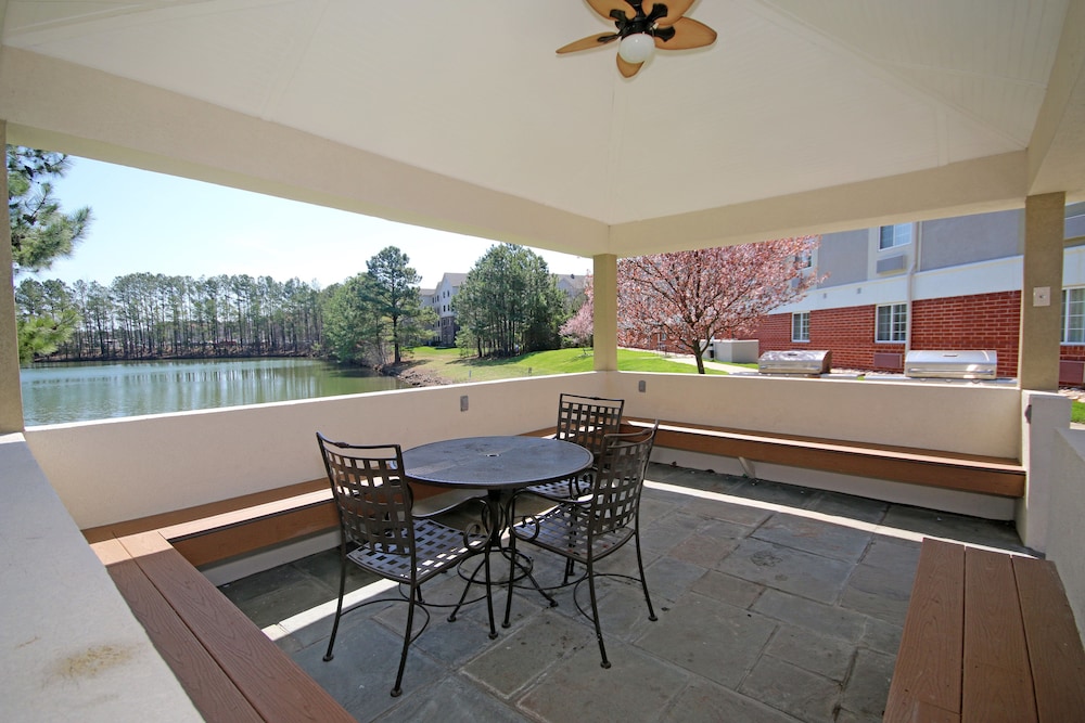 candlewood suites newport news yorktown by ihg