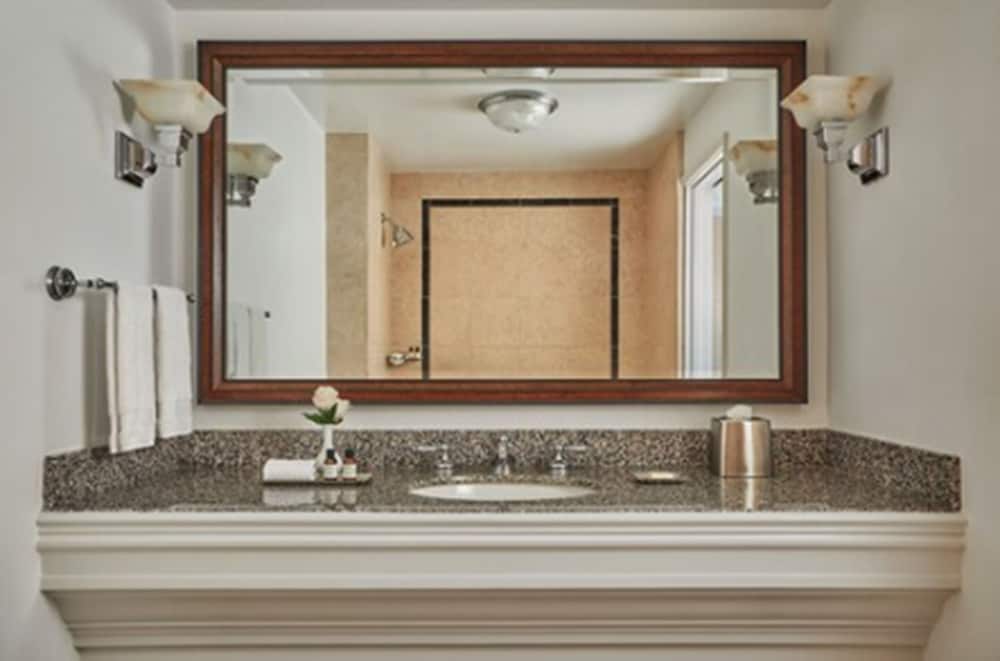 fairmont miramar hotel and bungalows