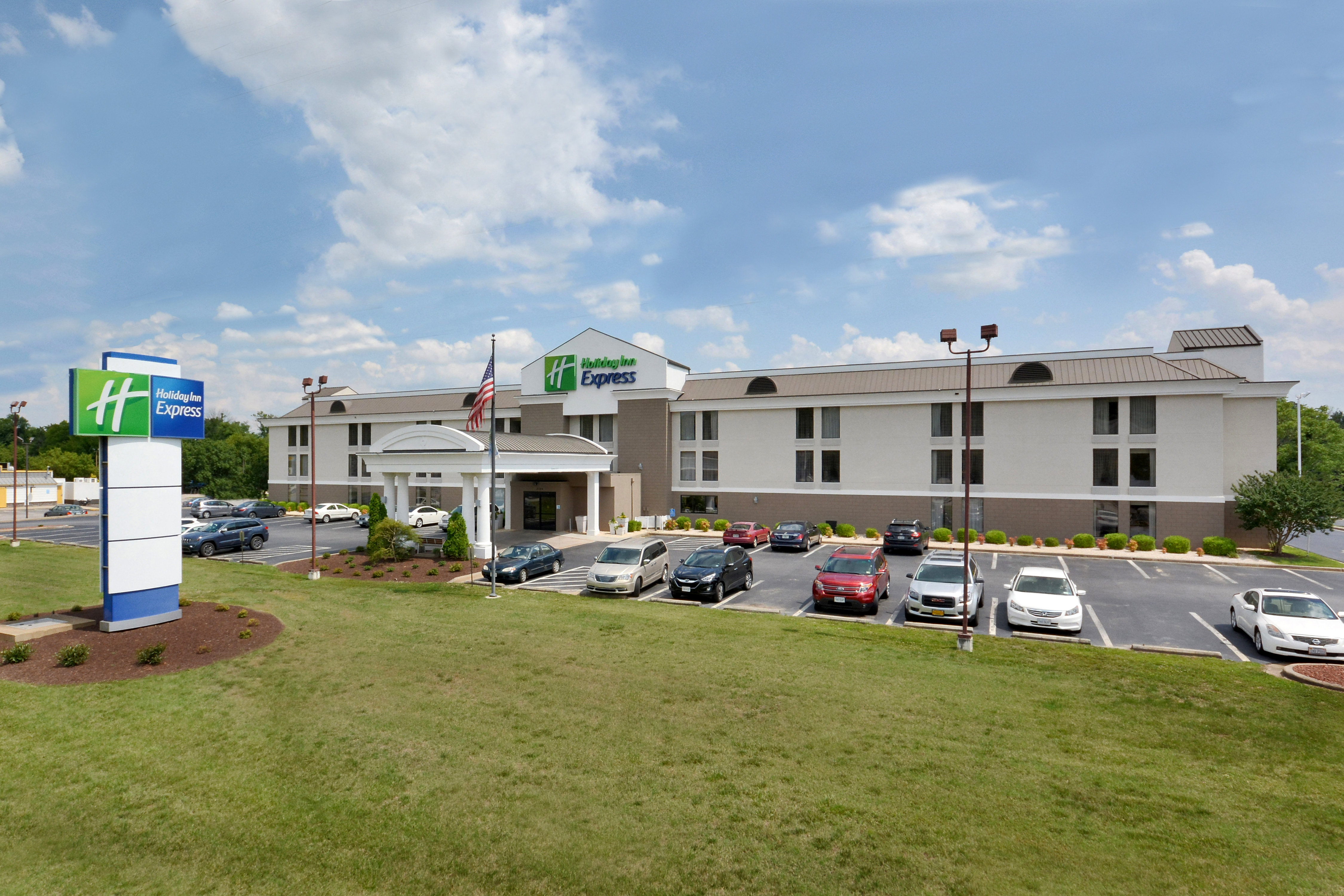 holiday inn express danville by ihg