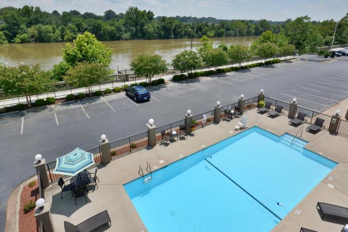 holiday inn express danville by ihg