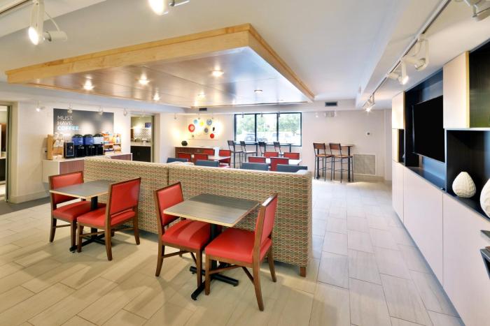 holiday inn express danville by ihg