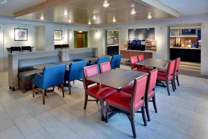 holiday inn express danville by ihg