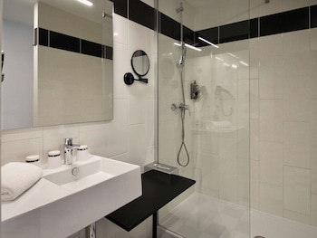 ibis styles dijon sud domaine de beauregard