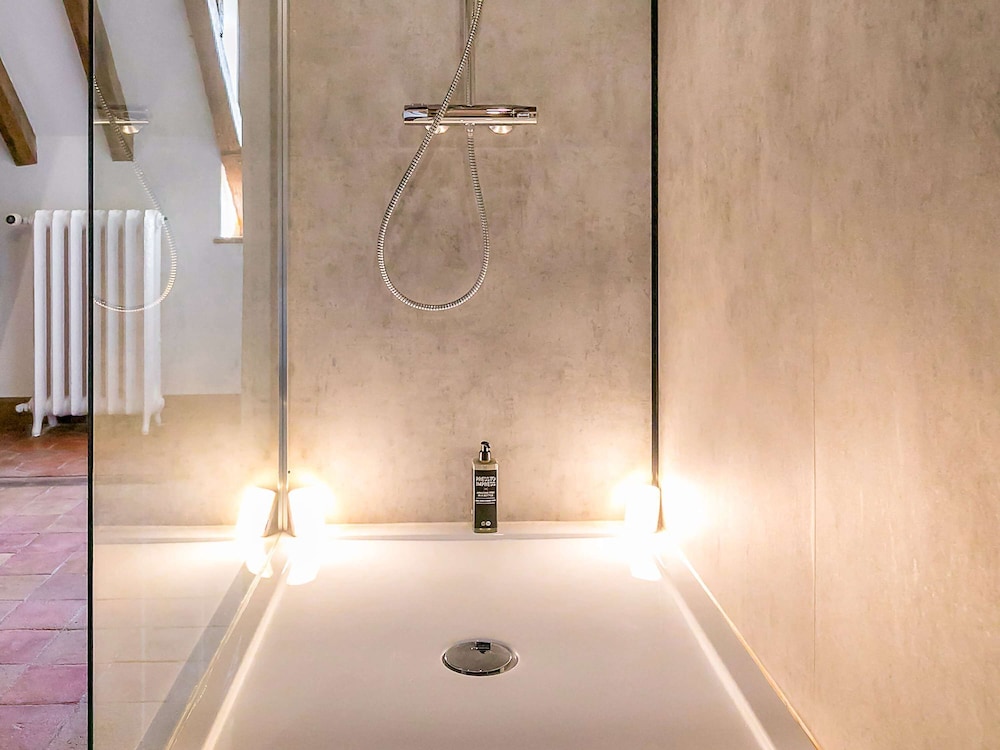 ibis styles dijon sud domaine de beauregard