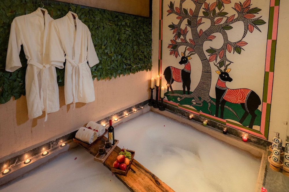 moustache panarpani retreat