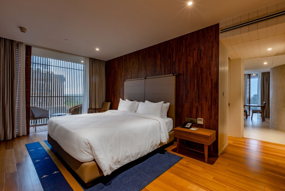 radisson resort and spa lonavala