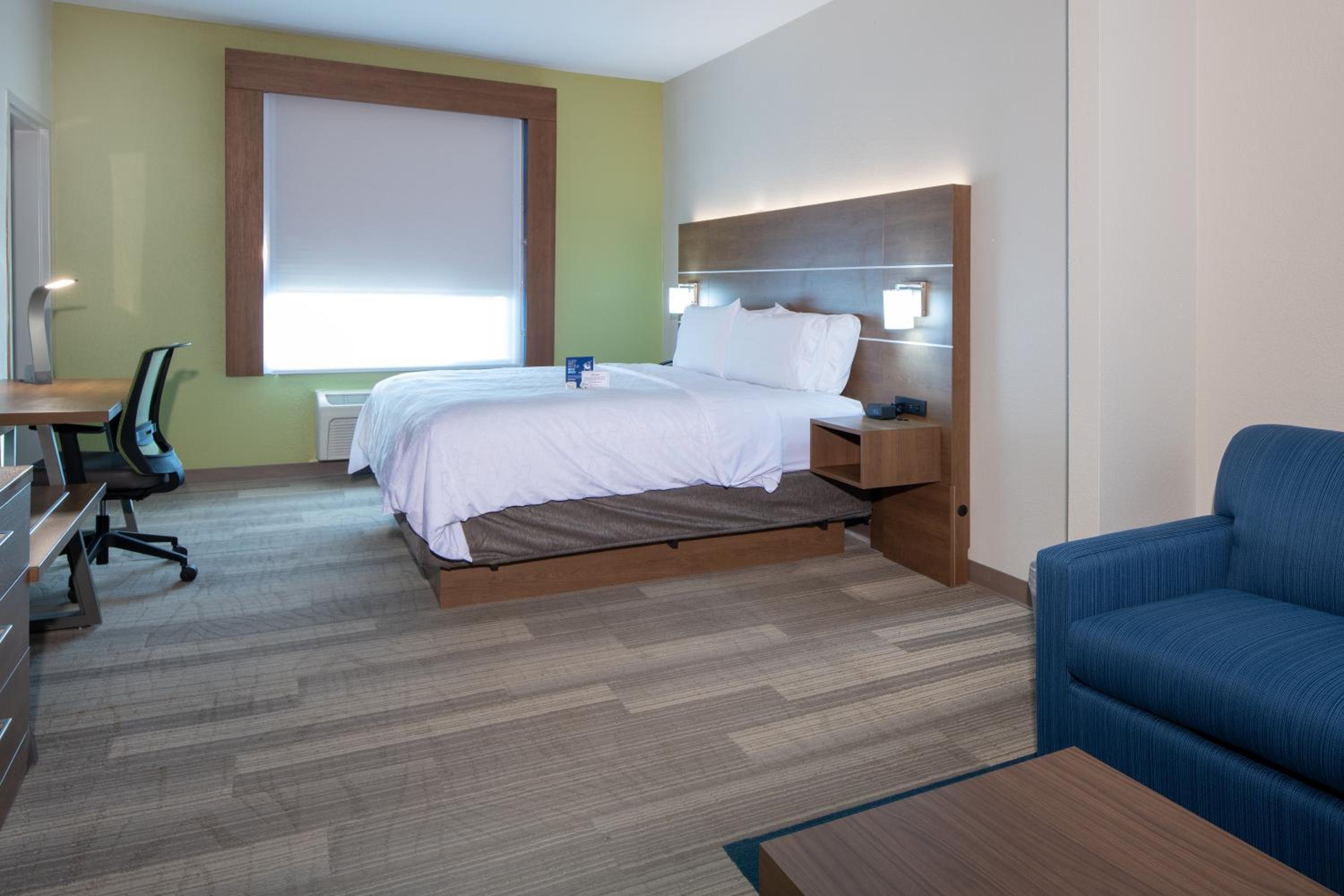 holiday inn express hotel and suites dallas south desoto
