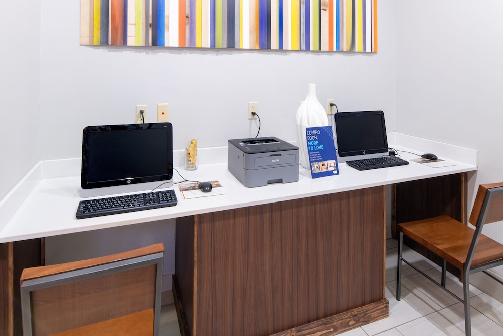 holiday inn express hotel and suites dallas south desoto