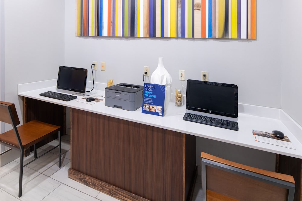 holiday inn express hotel and suites dallas south desoto