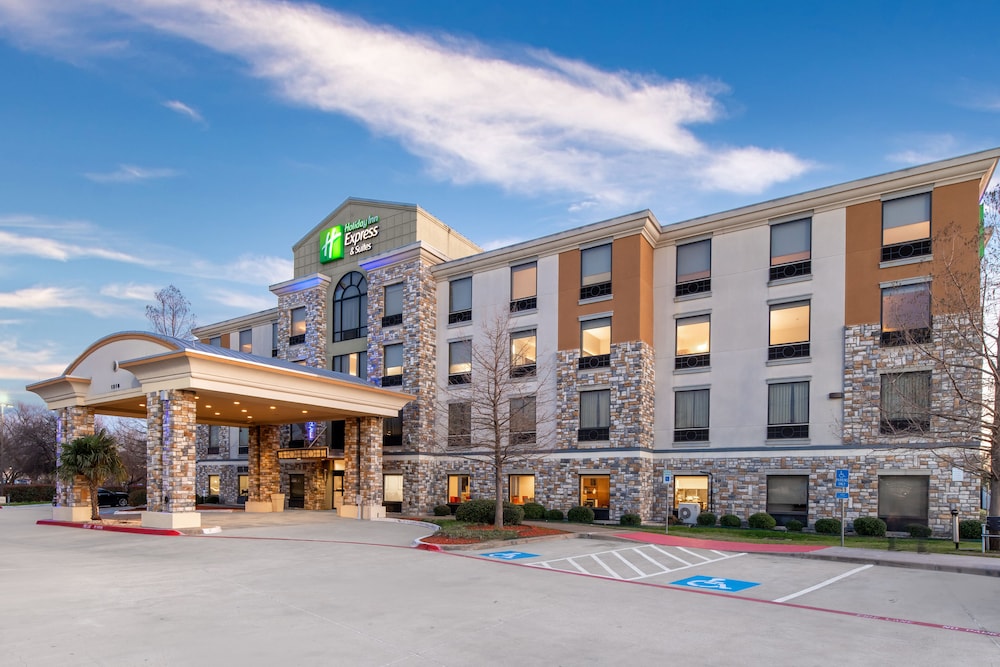 holiday inn express hotel and suites dallas south desoto