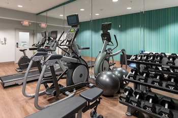 Holiday Inn Express Hotel & Suites Dallas South - Desoto,Desoto>>Dallas,3 star