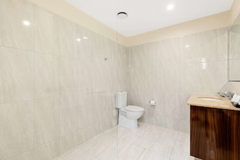 quality hotel regent rockhampton