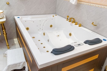 lver hotel