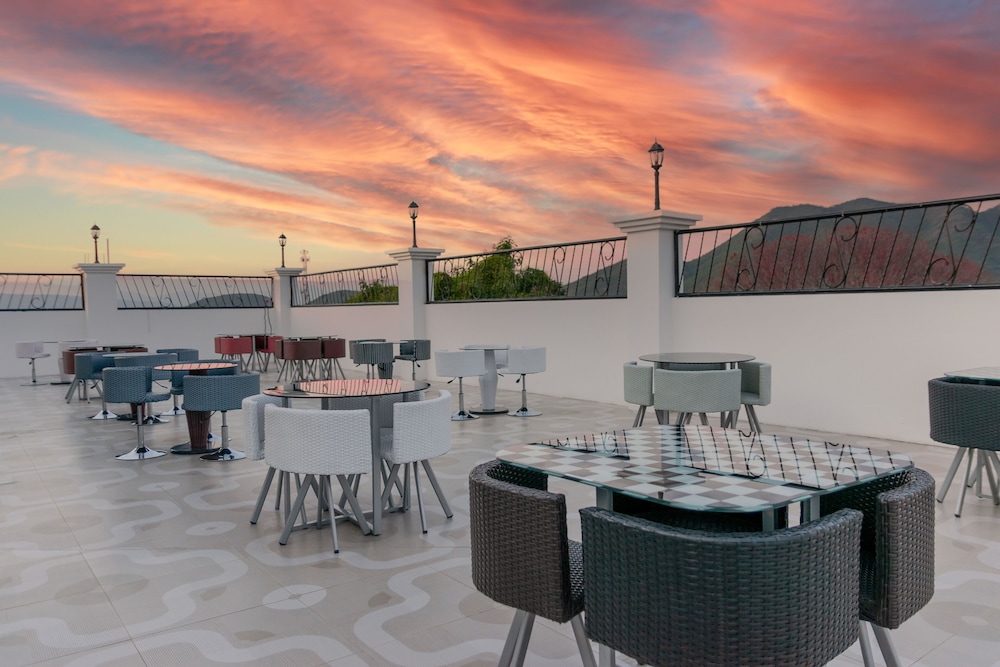 lver hotel