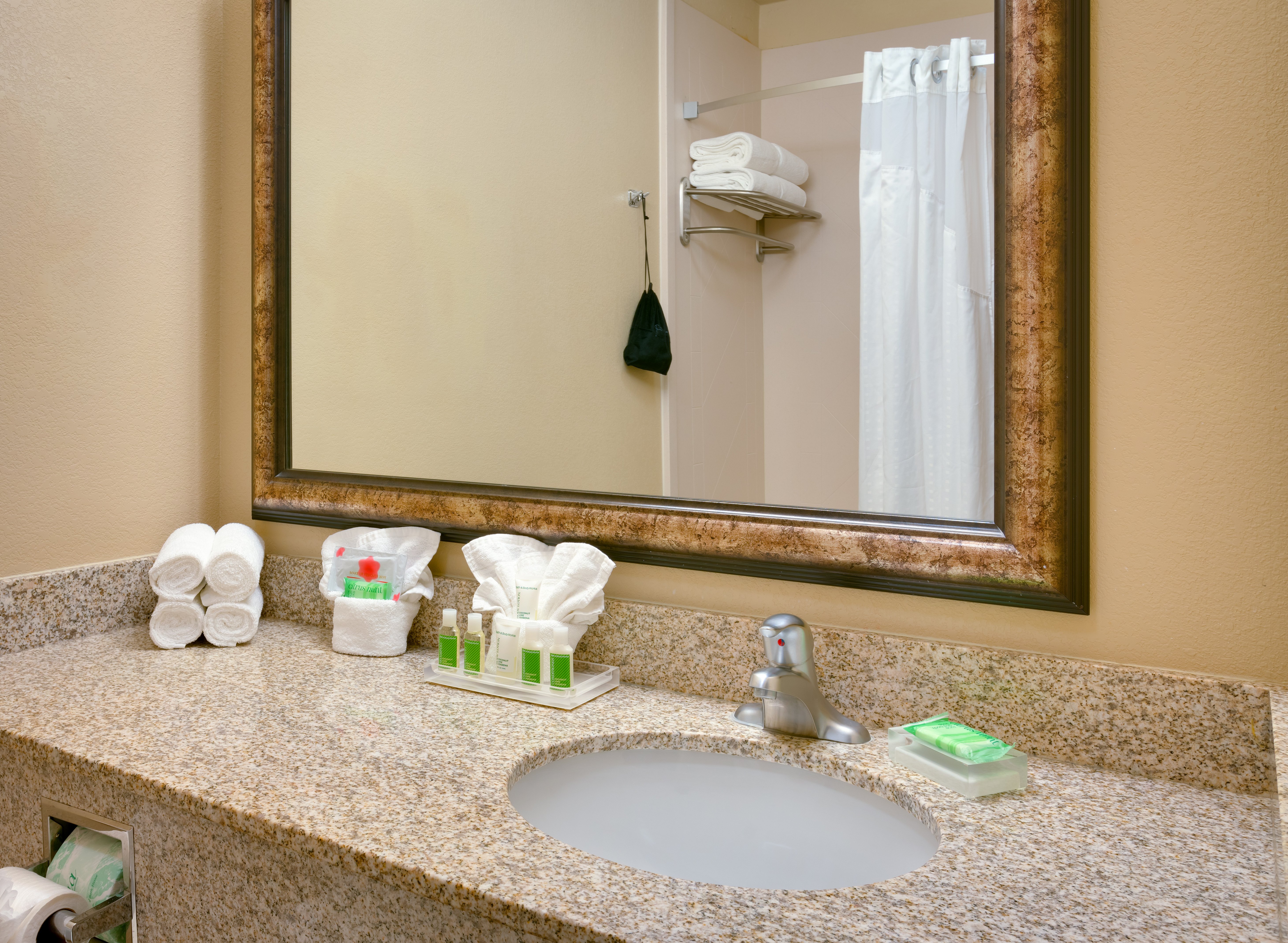 holiday inn hotel and suites salt lake city airport west
