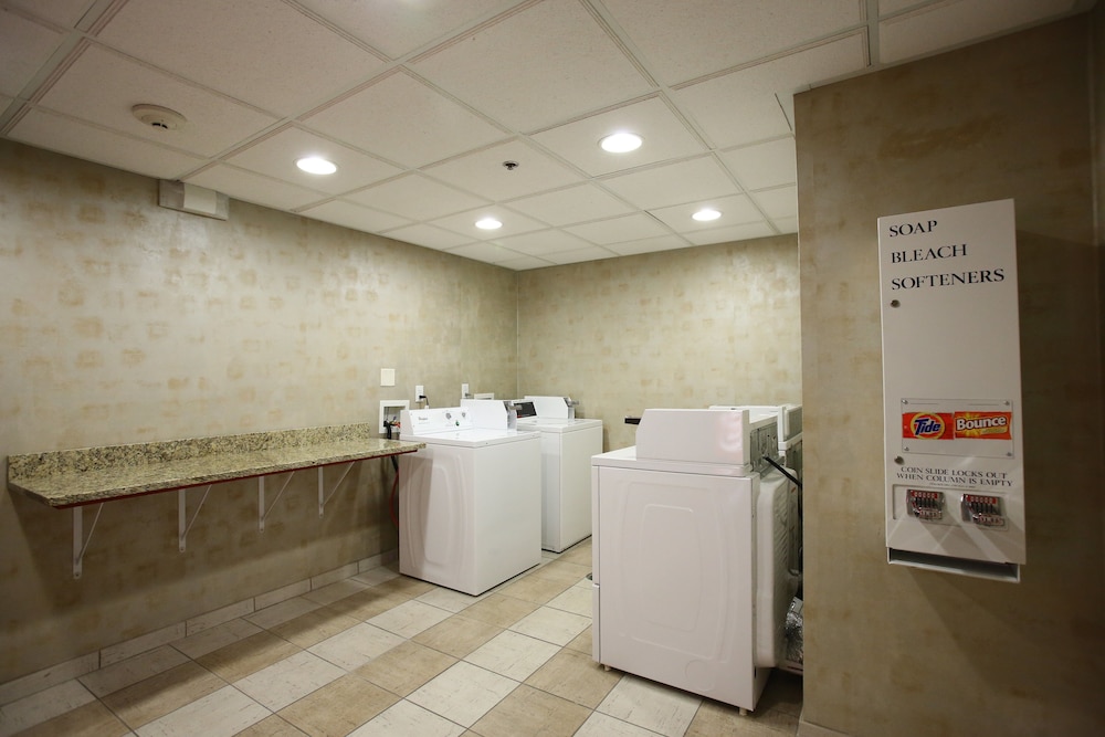 holiday inn hotel and suites salt lake city airport west