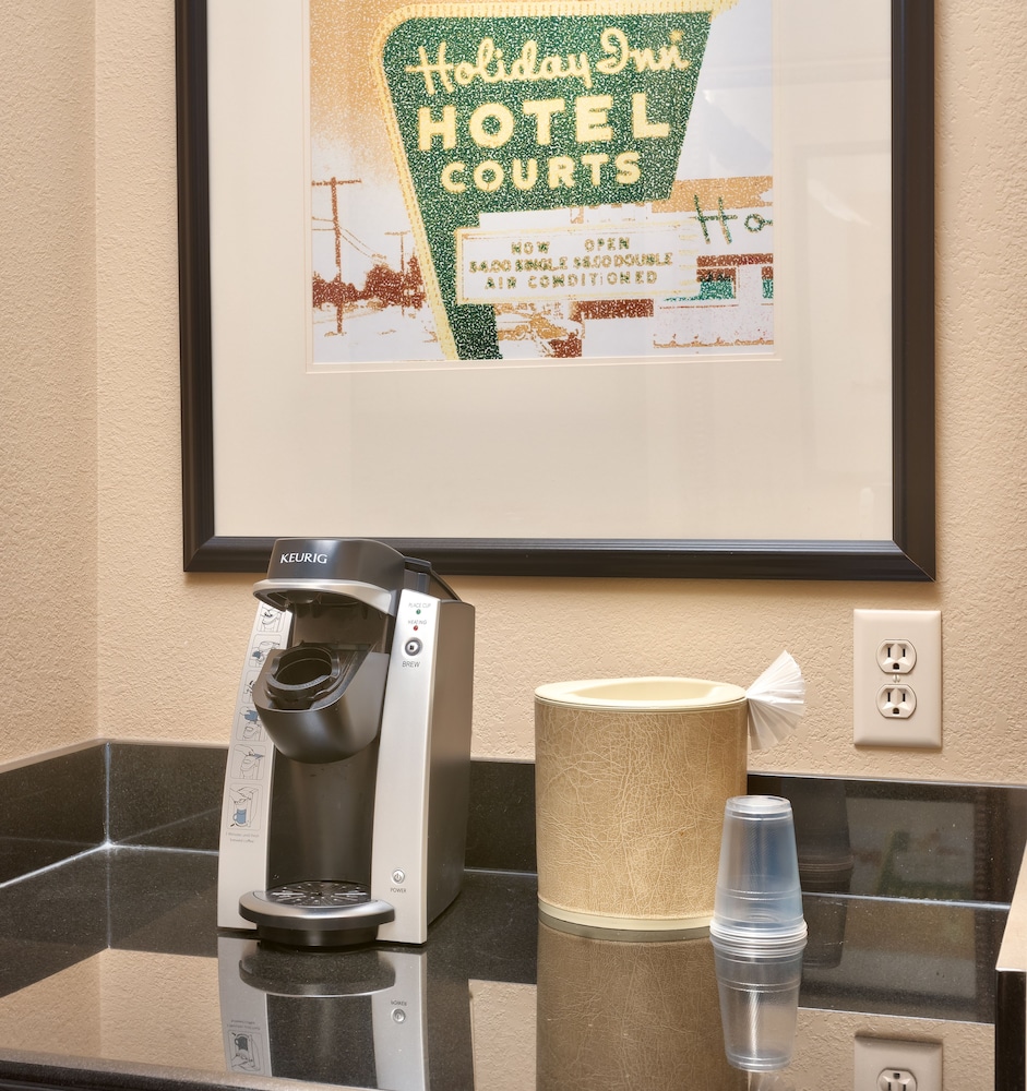 holiday inn hotel and suites salt lake city airport west