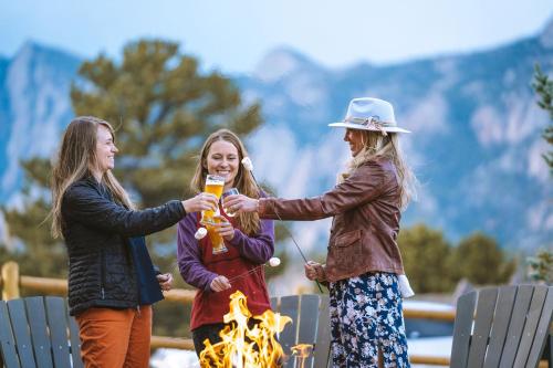 holiday inn estes park by ihg