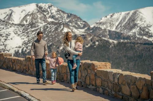 holiday inn estes park by ihg
