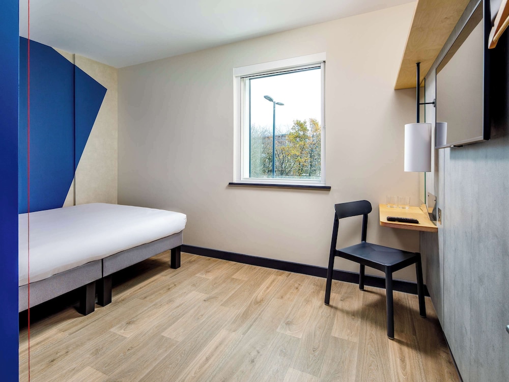 ibis budget manchester airport