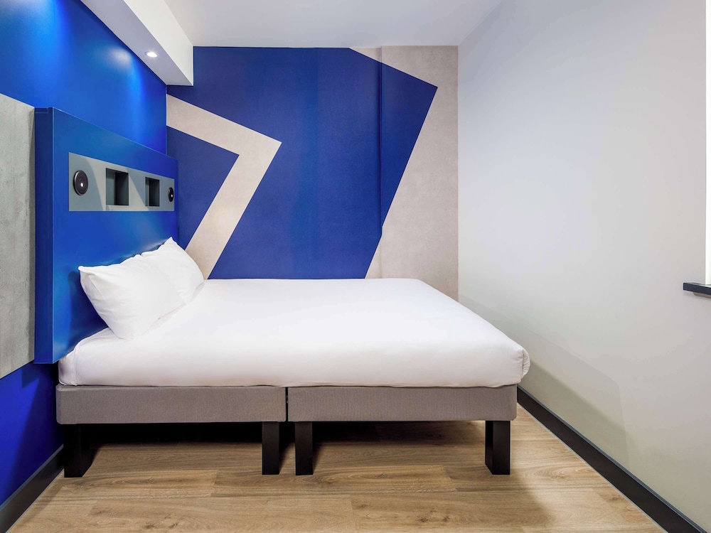 ibis budget manchester airport