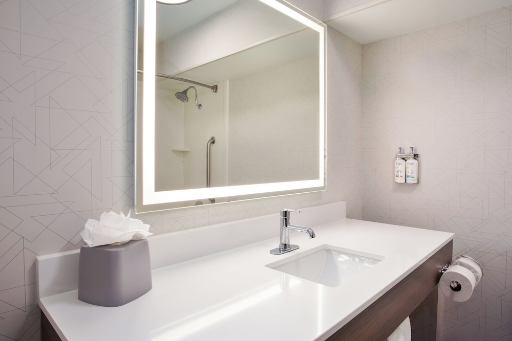 holiday inn express flagstaff by ihg