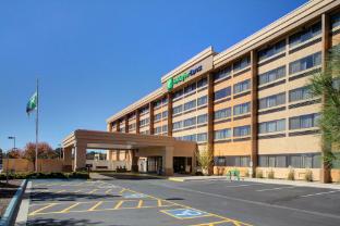 holiday inn express flagstaff by ihg