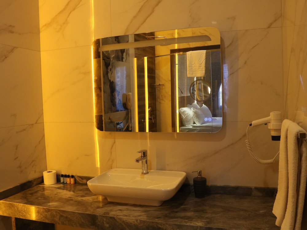 isnova hotel