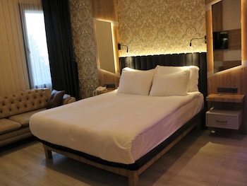 isnova hotel