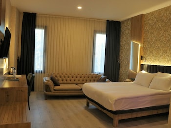 isnova hotel