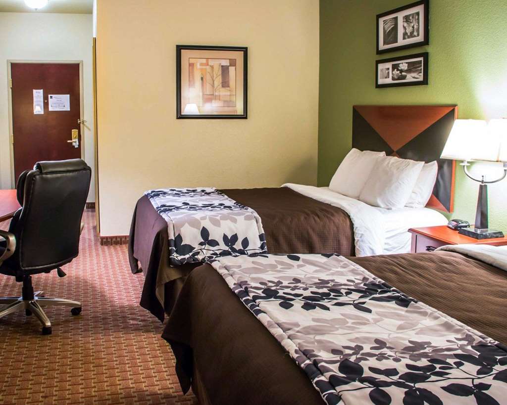 sleep inn and suites at six flags
