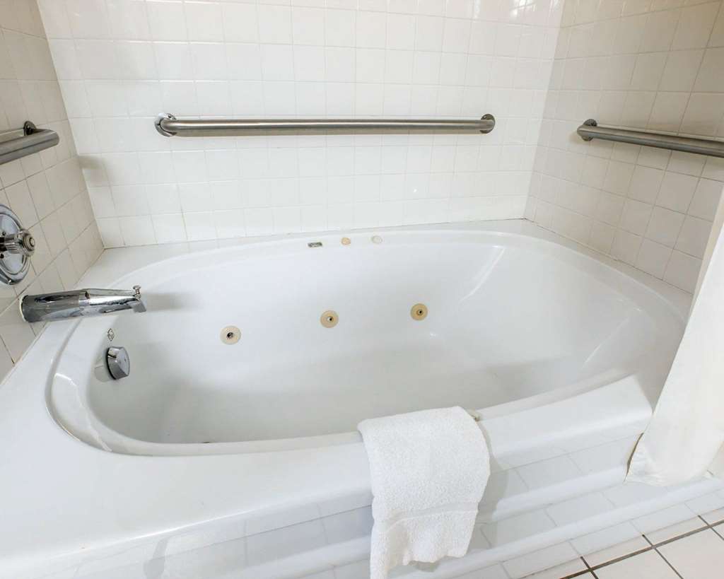 quality suites san diego otay mesa