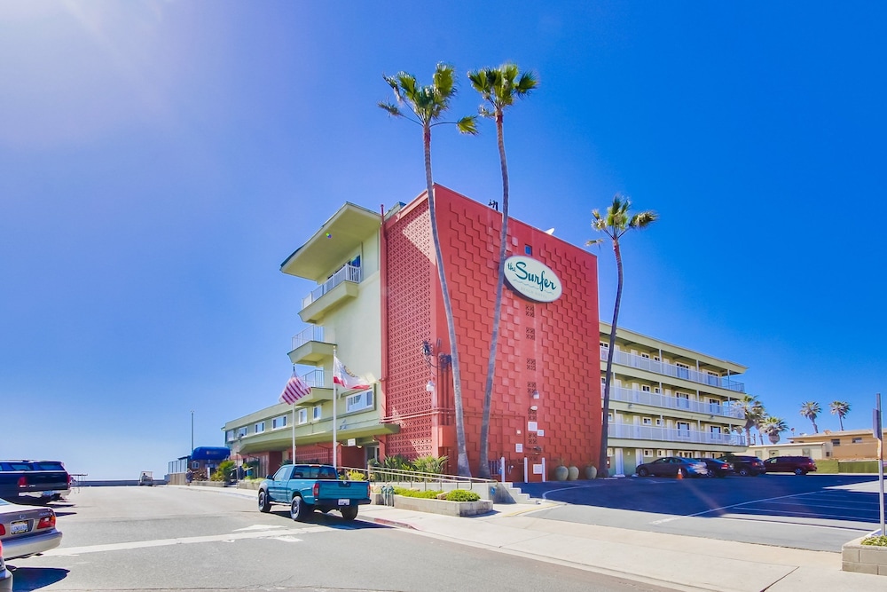 surfer beach hotel