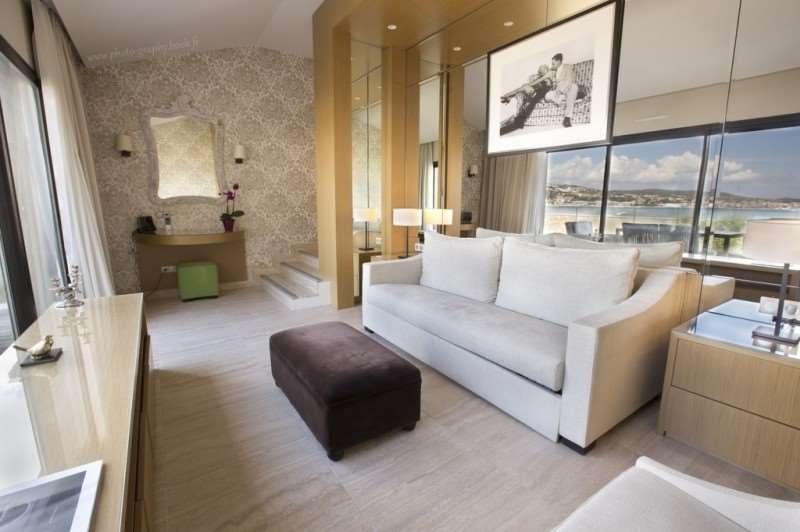 hostellerie la farandole