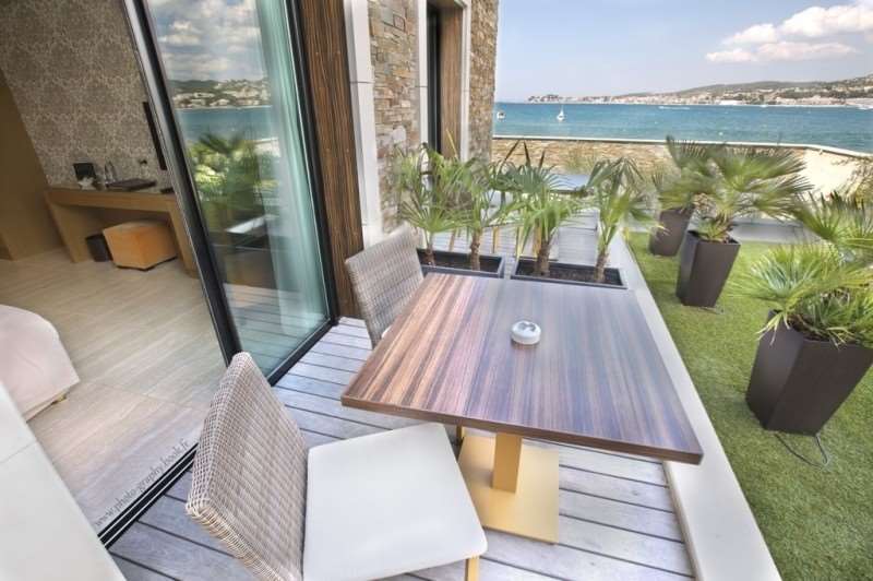 hostellerie la farandole