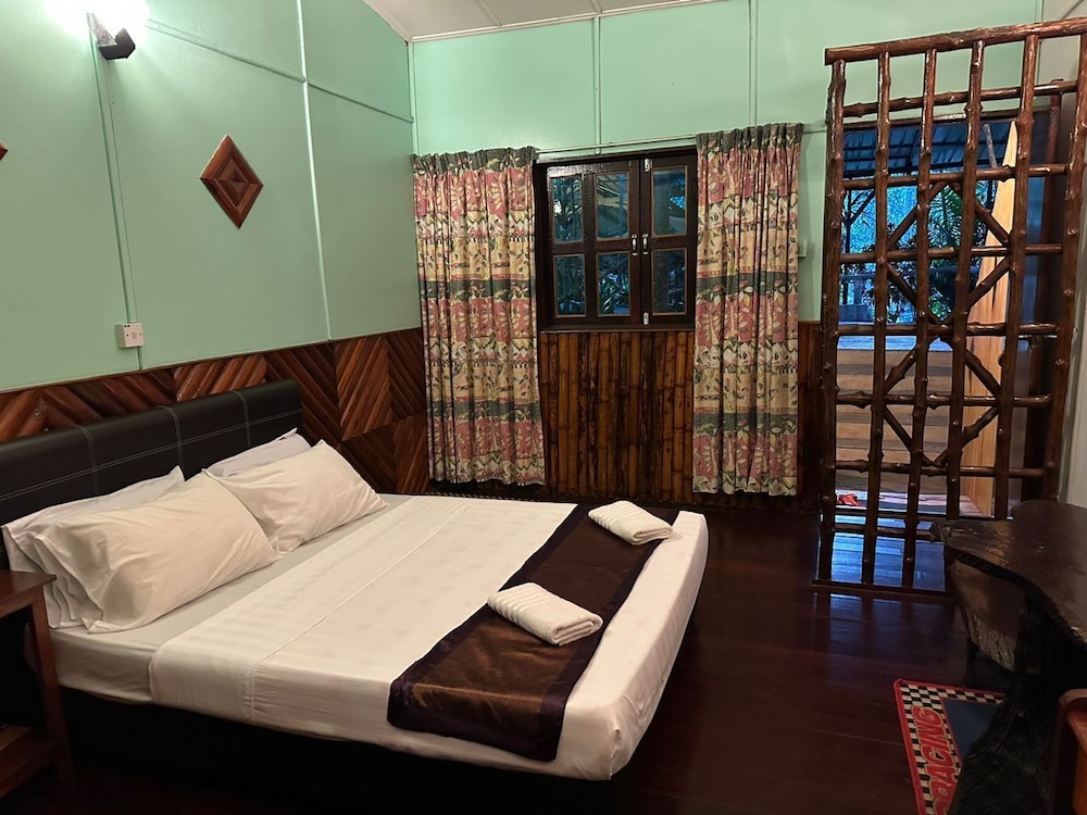 sepilok jungle resort