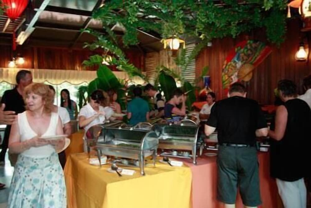 sepilok jungle resort